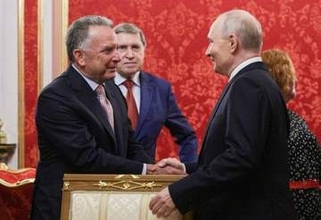 ロシアの侵攻目標「達成を確信」　プーチン氏、米特使と会談