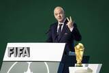 「FIFA会長再選へ立候補　インファンティノ氏」の画像1