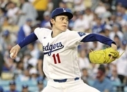 佐々木朗が5勝目、大谷は欠場　村上は1安打