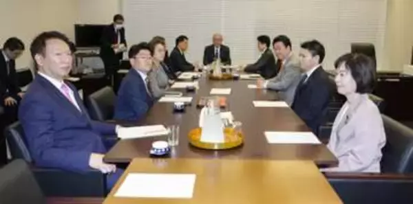 「自民、憲法審を9日開催提案　今国会初の討議へ」の画像