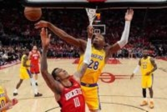 NBAレーカーズ八村は21得点　チームはプレーオフ1回戦突破