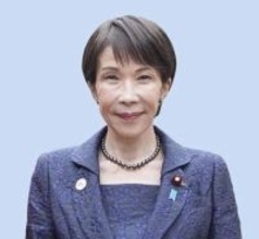首相、総裁選の中傷否定　文春報道、「職員に確認」