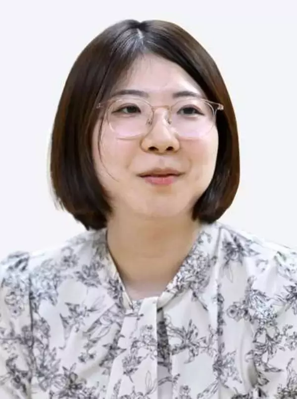 将棋、西山朋佳白玲が先勝　女性初の棋士資格懸かる