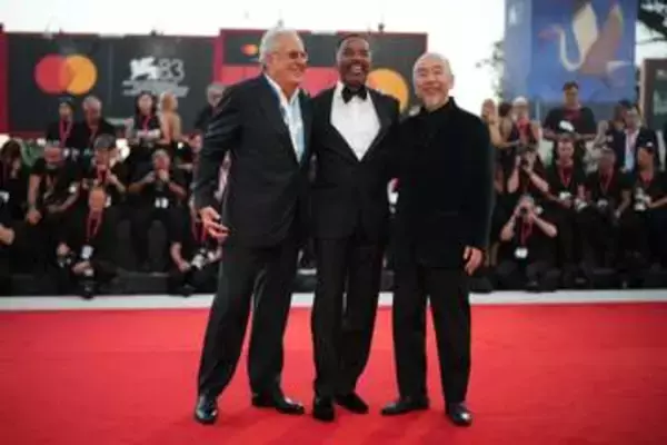 塚本晋也監督作品に大きな拍手　ベネチア国際映画祭で公式上映
