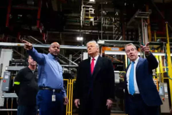 「関税勝訴は安全保障に重要だ」　米大統領が強調、14日に判決か