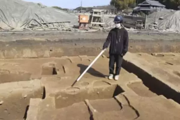 石神遺跡、東側に新たな塀跡　7世紀後半から末、奈文研