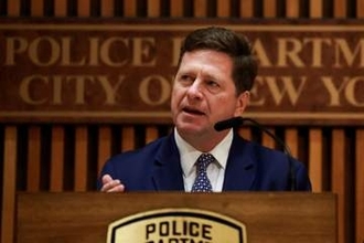 米国家情報長官候補を指名　元SECのクレイトン氏