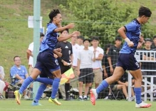 サッカー大津が4強進出　全国高校総体