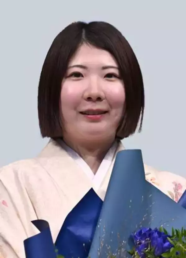 西山朋佳、女性初の将棋棋士か　会見で権利行使について表明へ