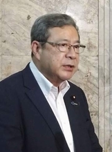 会期延長してでも法成立を　維新、定数削減など自民に