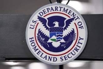 米留学ビザ原則4年に短縮　9月にも発効