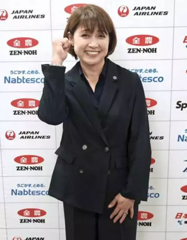 カーリング協会新会長は岡崎さん　スケートで銅「熱い気持ちで」
