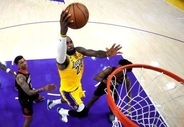 米NBAレーカーズ2兆円で売却　プロスポーツ最高額