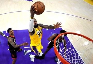 米NBAレーカーズ2兆円で売却　プロスポーツ最高額