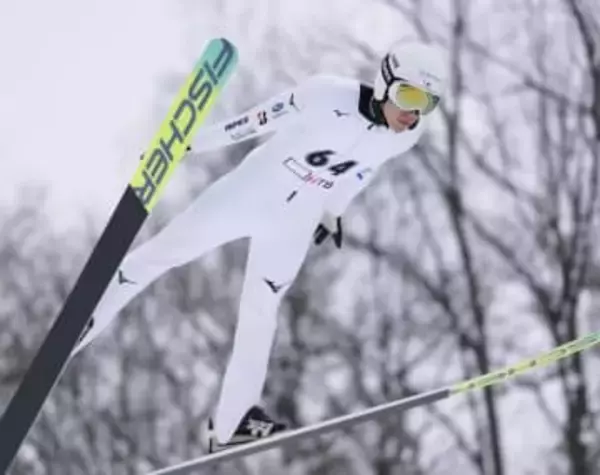 佐藤慧一が初優勝　ジャンプ男子のHTB杯