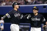 「中5―8ソ（3日）　ソフト、6連勝で2位浮上」の画像1
