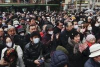 首相「成長のスイッチ押す」　野田氏「円安は国民苦しむ」