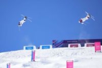 男子デュアル堀島が銀、島川4位　フリースタイル・15日
