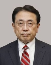 石油備蓄放出、予定なしと経産相　価格抑制目的を否定