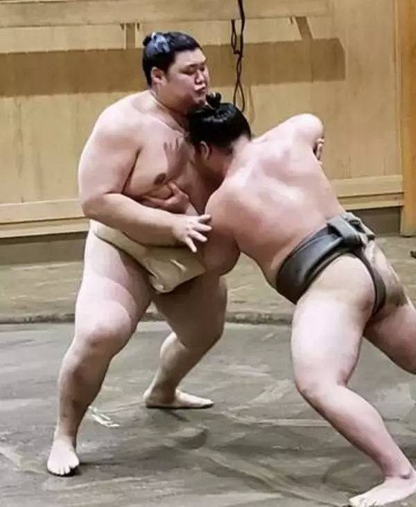 大の里に不安、本調子とは遠く　三段目に4敗、危機感も