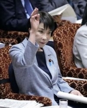 高市首相「企業献金議論見守る」　参院予算委、政治とカネ問題で