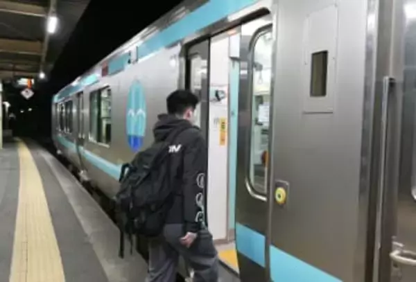 JR八戸線、一部運転再開　8日の地震影響、鮫―久慈間