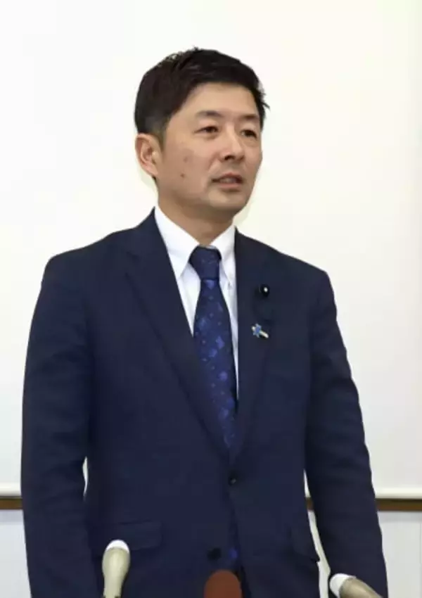 首相長男、出馬見送り表明　「自民幹部から懸念伝達」