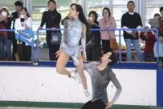 閉館リンクで島田高志郎が演技　松山市のイヨテツSC