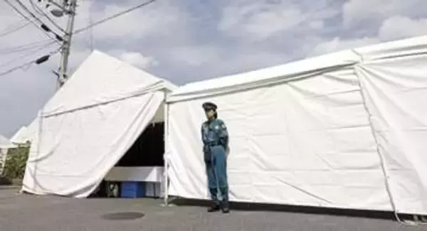 京アニ放火殺人7年、現場で追悼　遺族「作品の中で会える」
