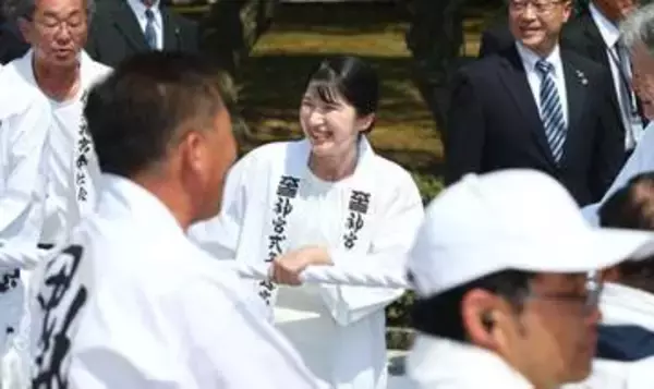 愛子さま伊勢神宮参拝　「お木曳」行事に参加