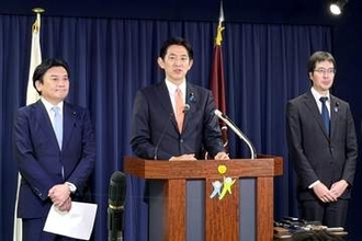 消費減税、野党に協力要請　小林氏「参院で少数与党」
