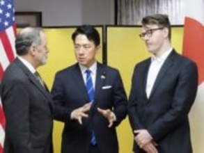 小泉防衛相、無人機企業を視察　沿岸防衛体制の強化に反映