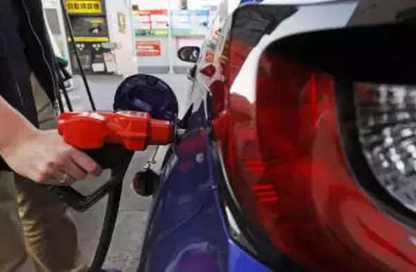 ガソリン157円10銭　2週連続値上がり