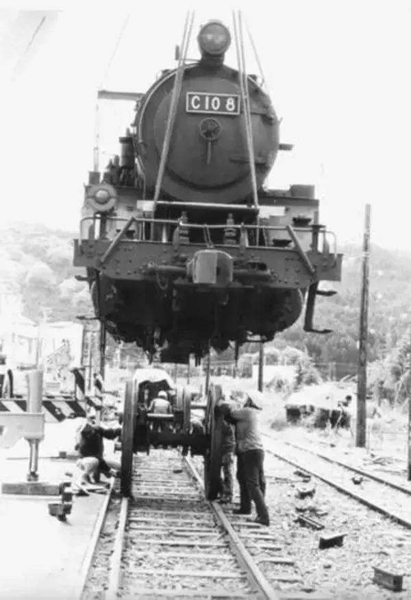 ＜あのころ＞C10形SL大井川鉄道に　32年前の4月24日
