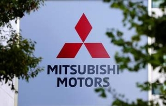 三菱自動車、新型パジェロ公開　7年ぶり復活、世界販売へ