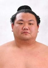美ノ海、沖縄出身で初の新三役　嵐富士ら3人が新入幕、九州場所