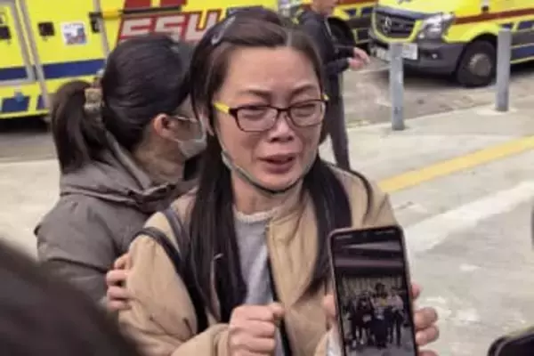 「優秀な娘どこ」と母親が号泣　香港火災安否不明、大学卒業直後