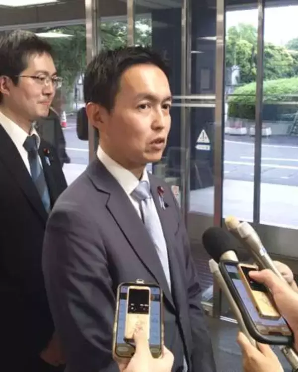 統一選、参院選へ「党勢を拡大」　首相、サプライズで青年局会合に