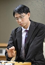 一力が勝ち、最終局へ　囲碁の名人戦第6局