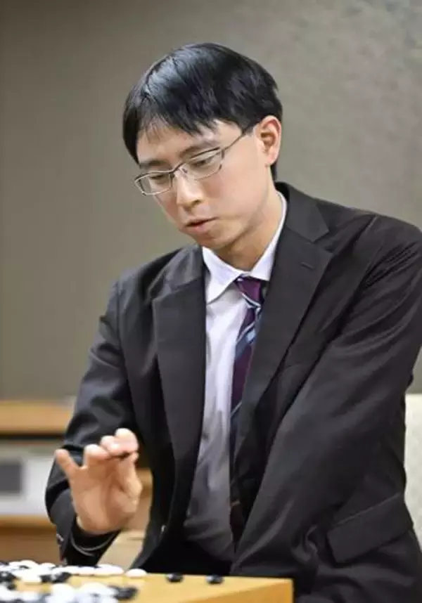 一力が勝ち、最終局へ　囲碁の名人戦第6局