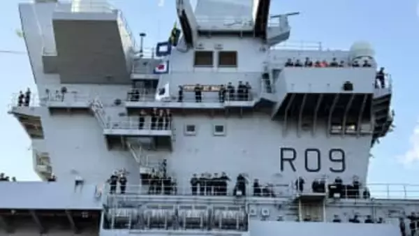 英空母打撃群が帰港　日米などと共同訓練