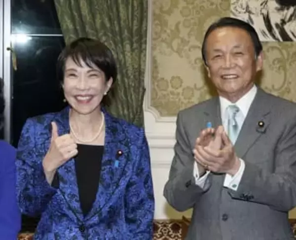 麻生氏、中道を「ぽこっと出た」　首相交代が争点と訴え