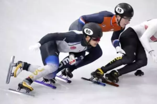 吉永が準々決勝進出　ショートトラック・16日