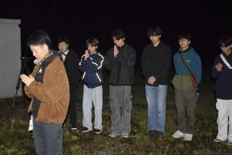 元東海大生、倒壊アパートを案内　後輩を連れて熊本地震の現場へ