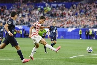 米国4―1パラグアイ　米、攻守に圧倒