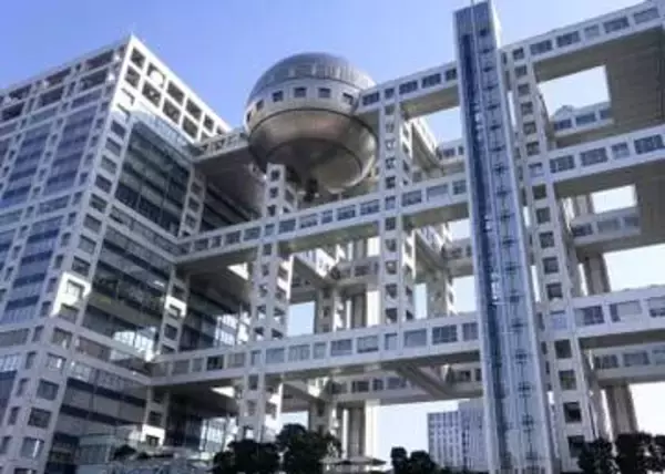 フジテレビが俳優2人に謝罪　佐藤二朗氏の不適切言動で
