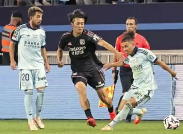 中村敬斗、リヨン加入後初出場　サッカーのフランス1部