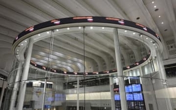 東証続伸、終値5万8850円　最高値を連日更新