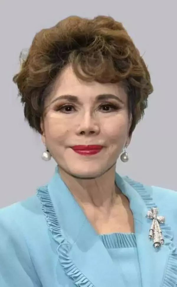 デヴィ夫人の弁護人「否認せず」　マネジャーら暴行罪、初公判