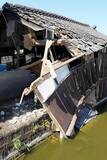 「家屋被害が3万8000棟超える　避難者は2794人、熊本地震」の画像1